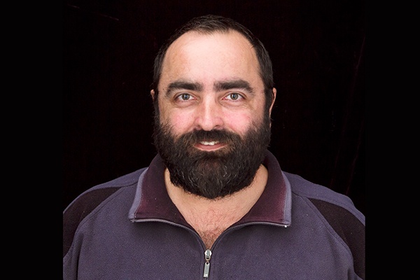 Julian G Pettitt